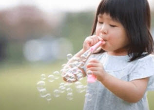 blowing bubbles    2025-11-12_9-39-35