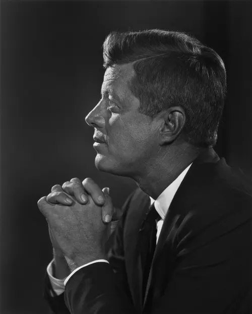JFK PRAYING