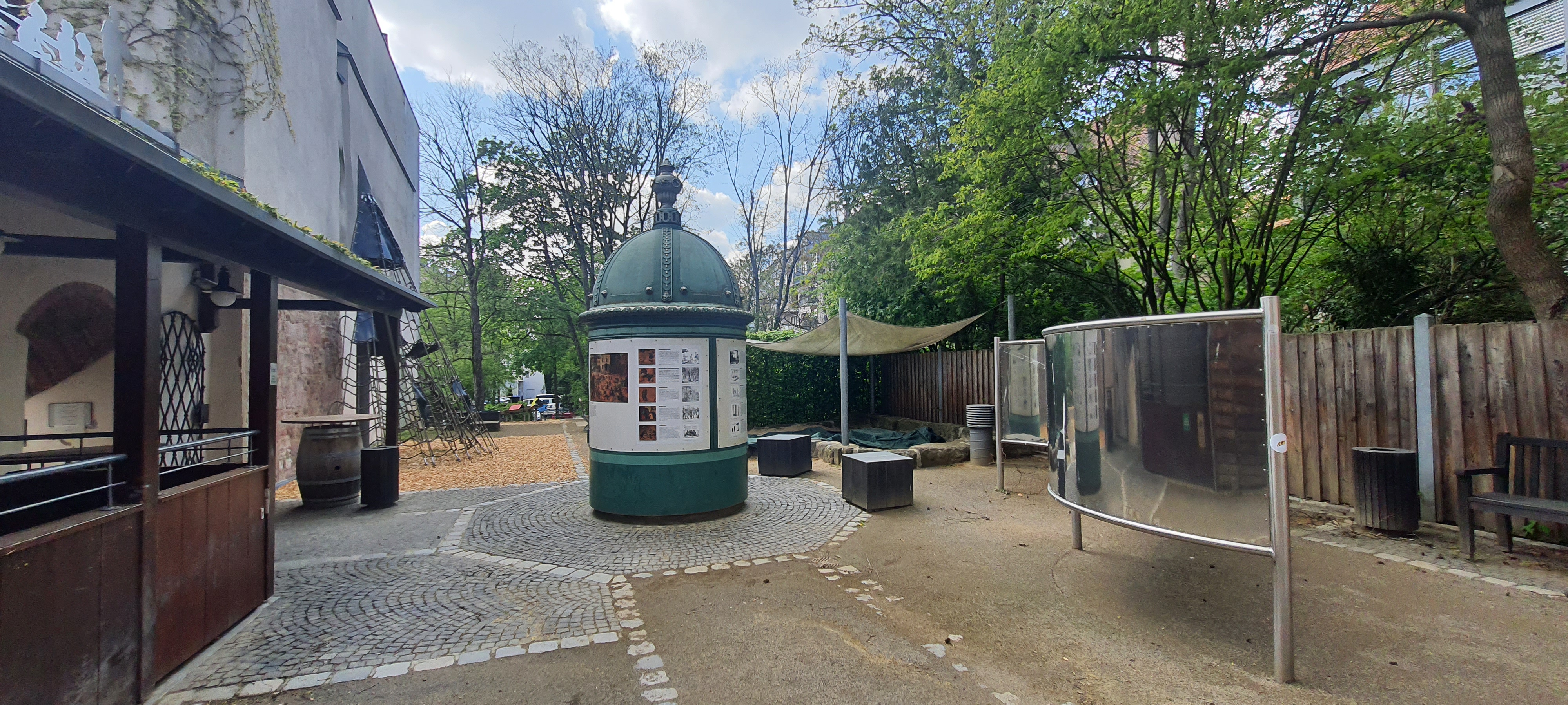 2024-04-18 15.44.20