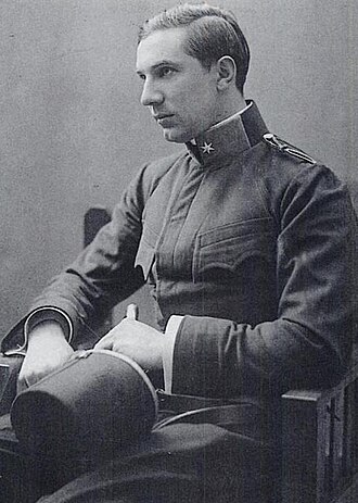 Bela_Lugosi_fighting_on_the_Russian_front_in_WW1