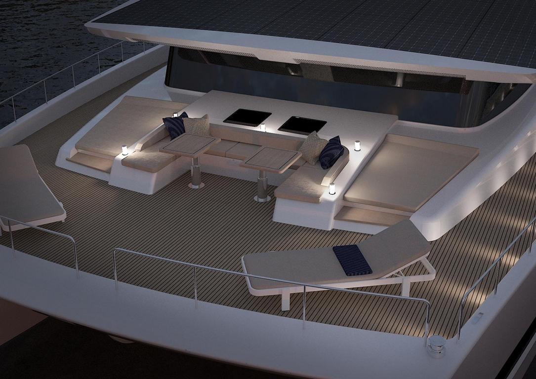 SILENT-YACHTS_SILENT80_BowSeatingArea_Lights-1