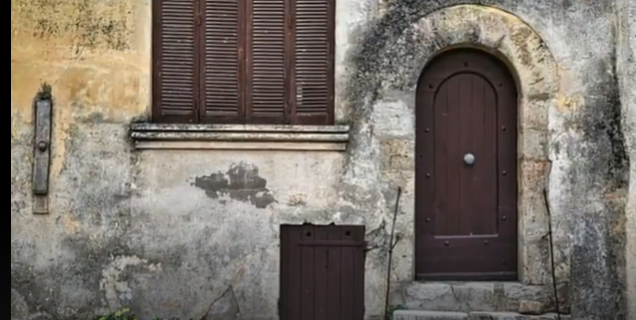 A DOOR       2025-09-24_9-16-32