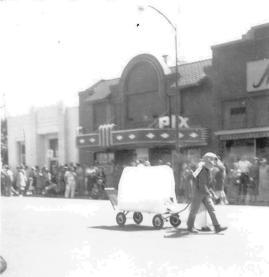 19498