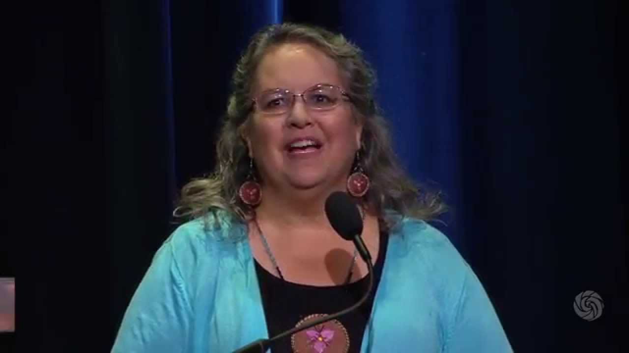 Robin Kimmerer - Mishkos Kenomagwen: The Teachings of Grass | Bioneers - YouTube